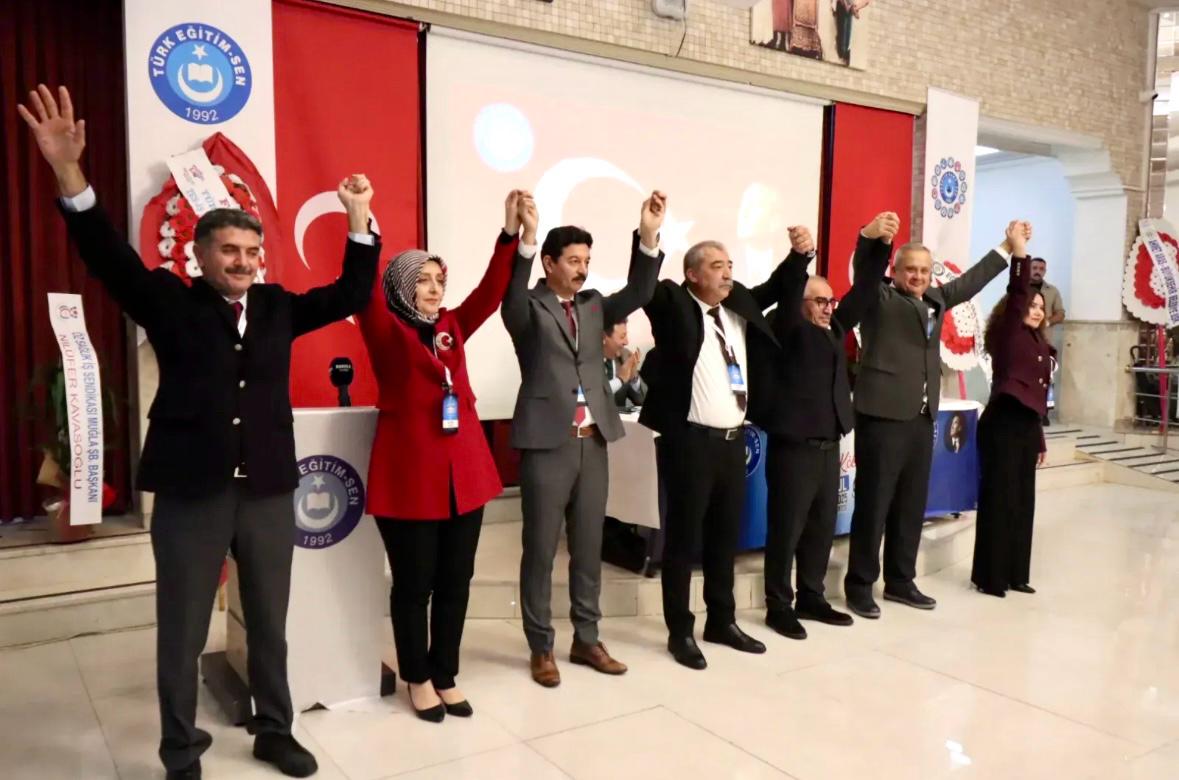 Özata yeniden başkan…