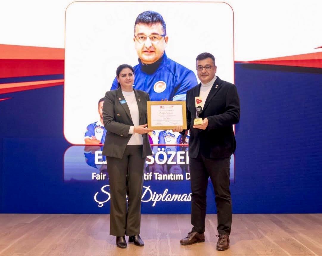 EJDER SÖZEN’E TMOK’TAN ŞEREF DİPLOMASI